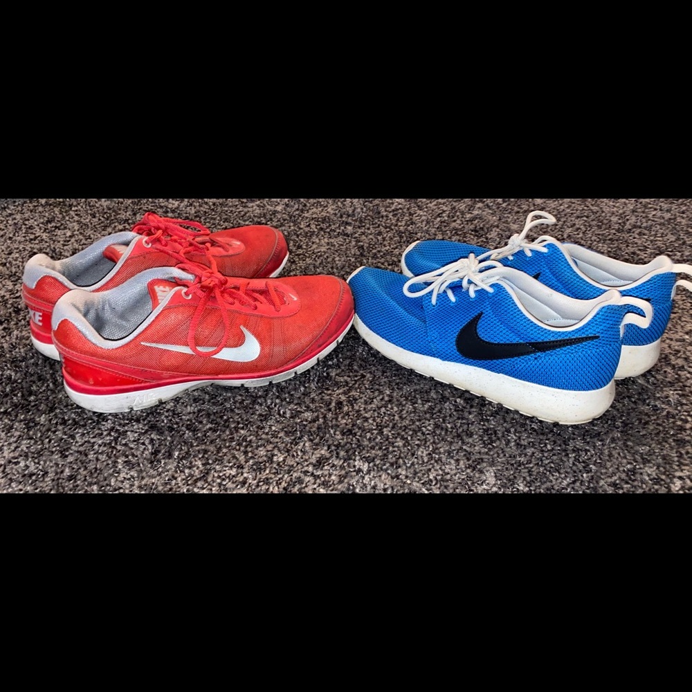 Nike tennis shoes